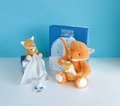 Plyšová líška s mláďatkom Fox Unicef Collection Doudou et Compagnie v darčekovom balení oranžová 25 cm od 0 mes