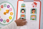 Škola s triedou pre škôlkárov obojstranná School Smoby Hra na učiteľa a žiaka s náučnými hrami a aktivitami 38 doplnkov