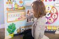 Škola pre škôlkárov School Smoby Hra na učiteľa a žiaka s množstvom náučných hier a 80 doplnkami