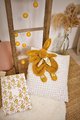 Plyšový zajačik na maznanie Bunny Comforter Ocher Doudou et Compagnie v darčekovom balení žltý 29 cm od 0 mes