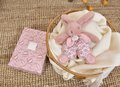 Plyšový zajačik na maznanie Bunny Comforter Pink Doudou et Compagnie v darčekovom balení ružový 18 cm od 0 mes