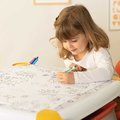 Kreatívny stôl pre deti na kreslenie Kid Creative Table Smoby s 3 odkladacími priestormi 11 doplnkov s fixkami a obrázkami 70*70*47 cm od 24 mes