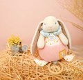 Plyšový zajačik s melódiou Lapin Ciboulette Music Box Doudou et Compagnie v darčekovom balení 20 cm od 0 mes