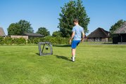 Odrazová sieť futbalová Kickback rebounder Exit Toys stredná polohovateľná oceľový rám 84*84 cm