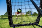 Odrazová sieť futbalová Kickback rebounder L Exit Toys veľká polohovateľná oceľový rám 124*124 cm ET43031010