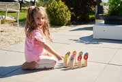 Drevená hra s hádzaním kolíkov Throwing Game Sticks Outdoor Eichhorn 13 kolíkov s priemerom 45 mm od 3 rokov EH4464