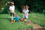 Fúrik so záhradným náradím Deluxe Garden&Seasons Écoiffier s krhličkou od 18 mes