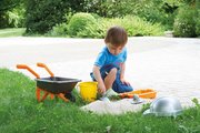 Murársky fúrik The Builder Kit Écoiffier s prilbou a pracovným náradím od 18 mes
