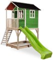 Domček cédrový na pilieroch Loft 700 Green Exit Toys s vodeodolnou strechou pieskoviskom a 2,28 m šmykľavkou zelený