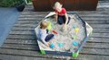 Pieskovisko cédrové Hexagón Aksent Hexagonal Sandpit Exit Toys stredné s 3 sedadlami 160*140 cm