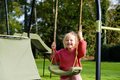 Hracia veža multifunkčná s 2 hojdačkami Ivy play tower double swing Exit Toys so stanom pieskoviskom a šmykľavkou kovová konštrukcia