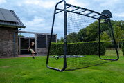 Multifunkčné fitness centrum s futbalovou sieťou GetSet Monkeybar MB205 Black Exit Toys expandable with swings and basketball hoop, steel construction