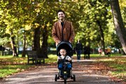 Trojkolka a kočík skladacia STR7 Urban 7v1 smarTrike čierna so sklápateľným sedadlom TouchSteering s EVA kolesami od 6 mes