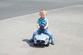 Odrážadlo auto Bobby AMG GT BIG so zvukom a realistickými detailmi z dielne Mercedes šedé od 18 mes
