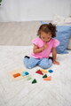 Drevené vkladacie puzzle Farby a tvary Montessori Shape Puzzle Eichhorn 12 kociek rôznych tvarov od 24 mes