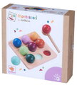 Drevená hra na triedenie guličiek Montessori sorting Balls Eichhorn 9 guličiek s lyžicou a základňou od 24 mes EH6033