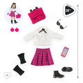 Súprava oblečenia English Student Dressing Room Girls Corolle pre 28 cm bábiku 8 doplnkov od 4 rokov