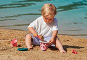 Vedro set s krhličkou Strawberry Bucket Beach Écoiffier 12 cm výška 5 dielov s lopatkou a hrabličkami od 12 mes