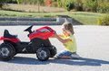 Traktor na šliapanie RX Bull Smoby s prívesom červený