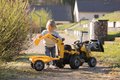 Traktor na šliapanie s nakladačom a bagrom Builder Max Tractor+Trailer Smoby s polohovateľným sedadlom a so zvukom 182 cm