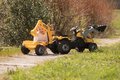 Traktor na šliapanie s nakladačom a bagrom Builder Max Tractor+Trailer Smoby s polohovateľným sedadlom a so zvukom 182 cm