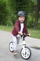 Balančné odrážadlo First Bike Smoby s ultraľahkou 2,5 kg kovovou konštrukciou a tichým chodom gumených kolies od 24 mes