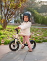 Balančné odrážadlo so stúpadlami Happy Voyager Balance Bike Smoby s ultraľahkou 2,3 kg kovovou konštrukciou a tichými kolesami s ochranou proti defekt
