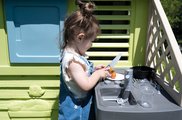 Domček s kuchynkou a 17 doplnkov Pretty Playhouse&Kitchen Life Smoby rozšíriteľný 3 okná s 2 žalúziami a posuvnými okenicami s UV filtrom od 24 mes - 