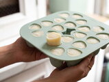Multidávkovač na jedlo Tiny Silicone Multiportions Sage Green Beaba 20x35 ml zelený
