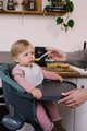 Jedálenská stolička z dreva Up & Down High Chair Beaba polohovatelná do 6 výšok sivá od 6-36 mes