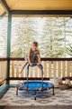 Trampolína Activity Center 3-in-1 smarTrike skladacia okrúhla s obvodom 92 cm s rúčkou bazénom a 100 ks loptičiek od 10 mes
