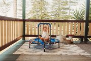 Trampolína Activity Center 3-in-1 smarTrike skladacia okrúhla s obvodom 92 cm s rúčkou bazénom a 100 ks loptičiek od 10 mes