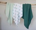 Textilné plienky z bavlneného mušelínu Cotton Muslin Cloths Beaba Jurassique sada 3 kusov 70*70 cm od 0 mes zelené