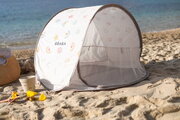 Plážový stan pre deti Breezy Anti UV Tent Clay Earth Beaba s 360° ventiláciou a ochranou proti piesku a hmyzu 120*85 cm béžový so vzorom od 0-36 mes