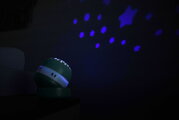 Nočný projektor hviezdnej oblody Pixie Projector Sage Green Beaba s hudbou a zvukmi a so senzorom plaču zelený od 0 mes BE930404