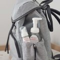 Prebaľovacia taška ako batoh Vancouver Backpack Heather Grey Beaba s doplnkami 22 l objem 42 cm svetlošedá