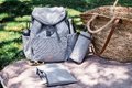 Prebaľovacia taška ako batoh Vancouver Backpack Heather Grey Beaba s doplnkami 22 l objem 42 cm svetlošedá