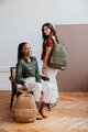 Prebaľovací batoh Tokyo Backpack Ochre Beaba s prebaľovacou podložkou a popruhmi ku kočíku hnedý