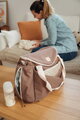 Prebaľovacia taška ku kočíku Sydney Bag Cacao Beaba s prebaľovacou podložkou a popruhmi ku kočíku hnedá
