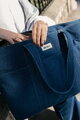 Prebaľovacia taška ku kočíku Madrid Bag XXl Denim Beaba s prebaľovacou podložkou a popruhmi ku kočíku extra veľká modrá