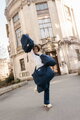 Prebaľovacia taška ku kočíku Madrid Bag XXl Denim Beaba s prebaľovacou podložkou a popruhmi ku kočíku extra veľká modrá