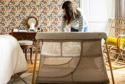 Prenosná postieľka pre bábätko 3in1 Travel Cot Easy Sleep Clay Gazelle Beaba skladacia hnedá od 0-24 mes