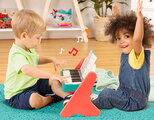 Drevený klavír Mini Maestro B-Toys 25 klávesov a 6 melódií BTBX1819Z