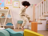 Penové tvary maxi so schodíkmi WonderShapes B-Toys 3 kusy schodíky rampa a polvalec od 12 mes BTBX2455Z