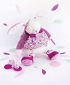 Plyšový zajačik Activity Doll Lapin Cerise Doudou et Compagnie so zrkadielkom a hrkálkou ružový 30 cm v darčekovom balení od 0 mes