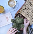 Plyšový medvedík prívesok na kľúče Khaki Bear Bag Charm Doudou et Compagnie zelený 20 cm od 24 mes DC4383