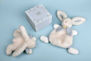 Plyšový zajačik na maznanie Bunny Bonbon Dusty Blue Doudou et Compagnie modrý 25 cm od 0 mes DC4668