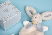 Plyšový zajačik na maznanie Bunny Bonbon Dusty Blue Doudou et Compagnie modrý 25 cm od 0 mes DC4668