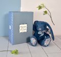 Plyšový zajačik Bunny Blue Copain Calin Histoire d’ Ours modrý 25 cm v darčekovom balení od 0 mes
