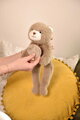 Plyšový medvedík na objímanie The Glue Pots Bear Magnetic Histoire d’ Ours magnetický hnedý 30 cm od 24 mes